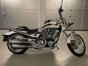 VICTORY VEGAS JACKPOT MODEL RARE, 8000 KM !!