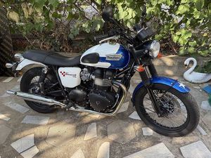 TRIUMPH BONNEVILLE T100 LIMITED EDITION