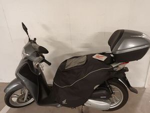 HONDA SH 150 TOP ZUSTAND!ZUBEHÖR!