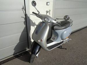 PIAGGIO VESPA 125 ET4 FRISCH AB MFK