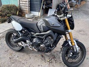 YAMAHA MT 09