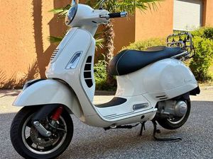 VESPA GTS 300, VERHANDELBAR