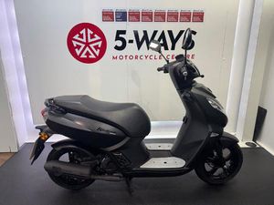 PEUGEOT KISBEE 50 BLACK EDITION EURO 5 49 CC