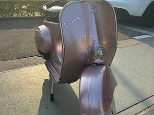 VESPA PRIMAVERA 125