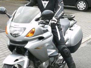 HONDA DEAUVILLE 650 RC 47