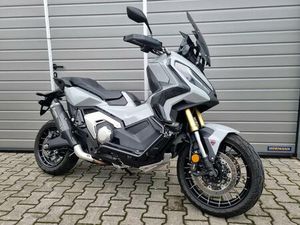 HONDA X-ADV 750 *AKRAPOVIC*MALOSSI*NEBEL*BÜGEL*