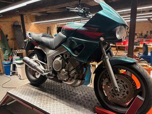 MOTORRAD YAMAHA 850TDM