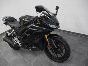 YAMAHA YZF R 125 // SCHWARZ // SOFORT
