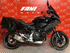 BMW F 900 XR -