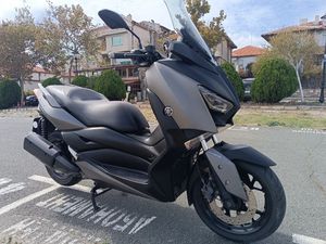 YAMAHA X-MAX 300 КОЛЕДНА ЦЕНА →
