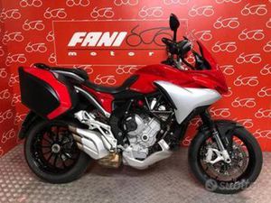 MV AGUSTA TURISMO VELOCE 800 .