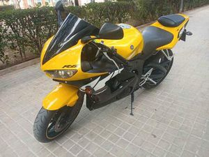 YAMAHA - YZF R6 VALENTINO ROSSI