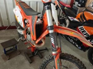 KTM SX-F НАПЪЛНО ОБСЛУЖЕН!