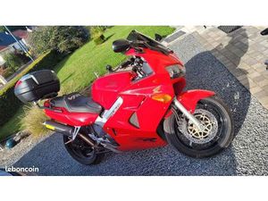 MOTO ? HONDA 800 VFR
