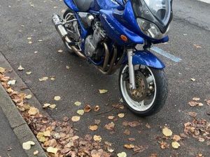 SUZUKI BANDIT 600S 2001