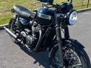TRIUMPH BONNEVILLE T100 A2