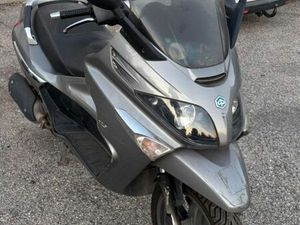 125 PIAGGIO X EVO ◊ CONTRÔLE TECHNIQUE VALIDE XEVO SCOOTER