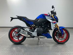 BMW F900R - AKTION