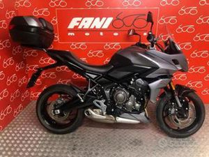 TRIUMPH TIGER SPORT 660 .