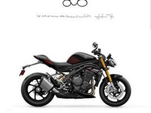 TRIUMPH SPEED TRIPLE 1200 RS MY