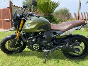 MOTO MORINI SEIEMMEZZO SCR VERDE