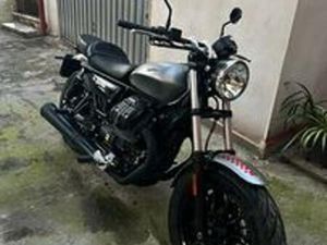 MOTO GUZZI V9
