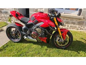 DUCATI STREETFIGHTER V4S