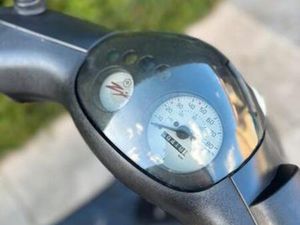 PIAGGIO ZIP 2021 E4 — SCOOTERS | PIAGGIO — MARKTPLAATS