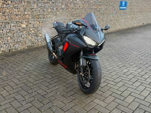 HONDA CBR 1000RR SC77