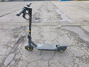 SEGWAY E SCOOTER