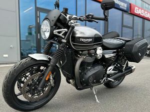 TRIUMPH SPEED TWIN 1200 AKRAPOVIC