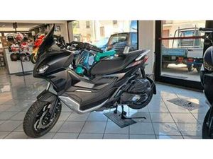 APRILIA SR GT 200 - 2025