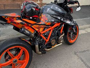 KTM SUPERDUKE 1290