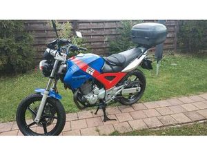 ② HONDA MOTO CBF 250 EN PARFAIT ÉTAT