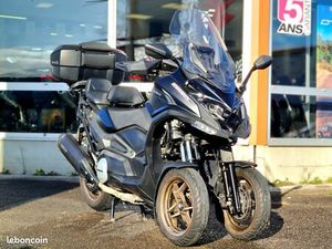 KYMCO CV3 550