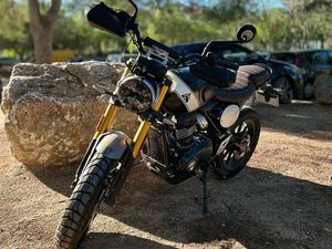 TRIUMPH SCRAMBLER 400 X