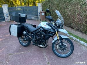 TRIUMPH TIGER 800 ABS
