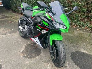 NINJA 650 KRT