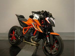 KTM 1290 SUPERDUKE R