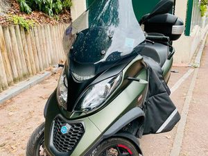 SCOOTER PIAGGIO MP3 350