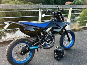YAMAHA DT