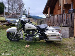 HARLEY-DAVIDSON POLICE RARE