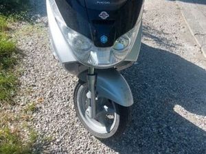 SCOOTER 125 X8 PIAGGIO