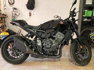 HONDA CB1000 R BLACK EDITION
