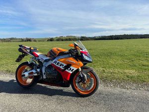 HONDA 1000 RR FIREBLADE REPSOL LIMITED EDITION