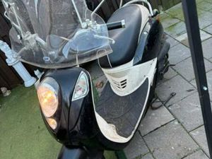 SYM MIO MET SNOR KENTEKEN — SCOOTERS | SYM — MARKTPLAATS
