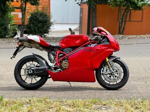 DUCATI - 749R - LIMITED EDITION - #77/500 - 2004