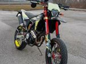 FANTIC XMF 125 COMPETITION MOTARD