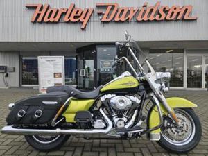 HARLEY-DAVIDSON FLHRC ROAD KING CLASSIC 103 (BJ 2011) — MOTOREN | HARLEY-DAVIDSON — MARKTPLAATS