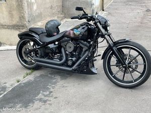 HARLEY DAVIDSON BREAKOUT 103 CI